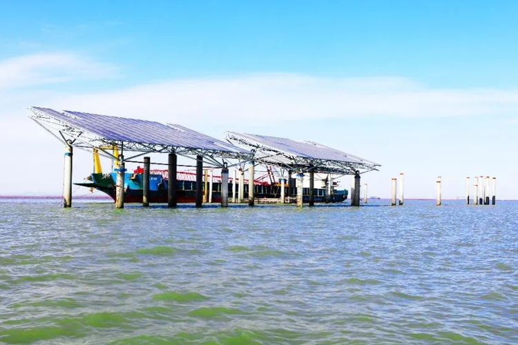 山东：威海文登HG32海上光伏项目离网发电.png