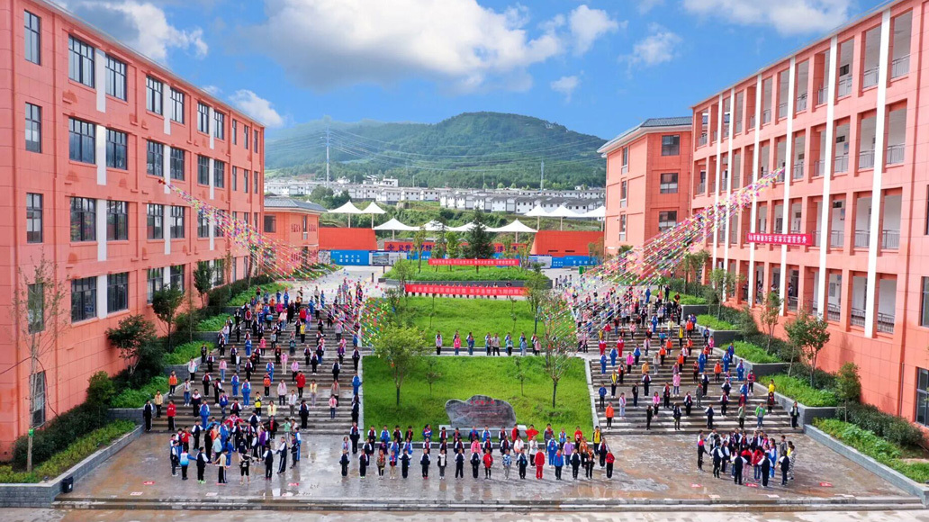 为边疆点亮千万盏“明灯”.jpg